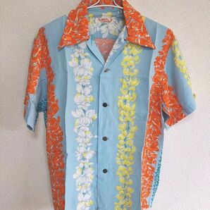 ~SUN SURF~ アロハシャツ HAWAII M ハワイアンシャツ 花柄 水色系 総柄 サンサーフ ALOHA 【古着】