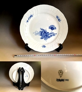 飾皿■ROYAL COPENHAGEN DENMARK 627 MH ロイヤルコペンハーゲン デンマーク 飾り皿 染付 白磁 花唐草 古美術 時代物 骨董品■ 