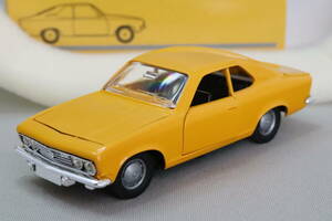 【リプロ品】メルクリン 18103-01 オペル マンタ A 黄色（marklin Opel Manta A）1/43スケール、ドイツ製　