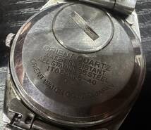 腕時計 ORIENT QUARTZ IT029116-40 WATER RESISTANT ALL STAINLESS STEEL CS オリエント クォーツ 72.5g 5D71WA_画像4