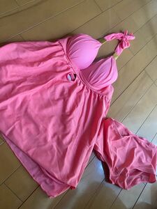 新品　ピンク　タンキニ　体型カバー　ワンピース 水着　Sサイズ　可愛い　お洒落　夏　海　セクシー　ビキニ