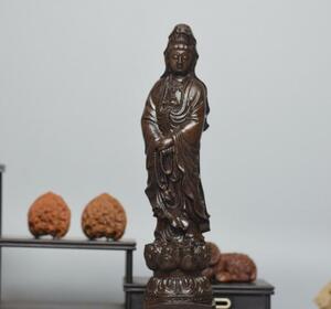 新入荷　 国内稀少！沈香木彫り 仏像 観音菩薩 観音像 置物 彫刻 高さ：28cm