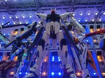 ジオラマ作品 ガンダム システムベース 格納庫 基地(縦33横77奥31ホワイト＆リモコン付き)LED電飾付き 組立塗装済完成品 撮影用 展示用_画像5