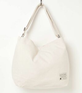 BEAMS ラージショルダーBAG オフホワイト