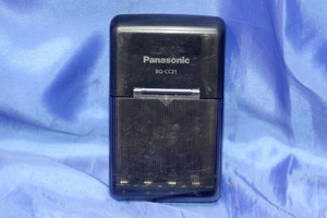 ◆5個入荷◆ Panasonic/パナソニック 単3形・単4形 充電式電池専用急速充電器 ★BQ-CC21★ 在093-3S