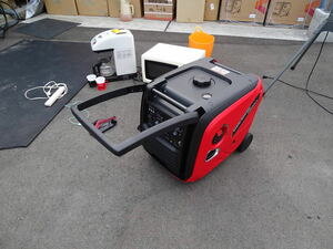  animation attaching unused professional specification selling out inverter generator . electro- . electro- electric power shortage disaster measures outdoor camp movement sale maximum output 4000W wheel attaching 