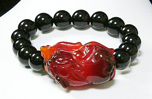 1 point only! natural onyx . red ... bracele ...... feng shui ornament feng shui goods lottery better fortune .. luck with money ..