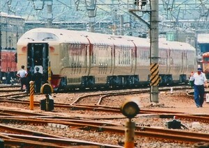 鉄道写真 寝台特急 サンライズ瀬戸/出雲 L判（89mm×127mm）