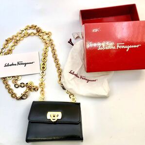2000年頃にイタリアで購入したSalvatore Ferragamo サルバトーレ・フェラガモ ガンチーニ チェーンポーチ 美品 現品限り