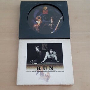 B'z RISKY RUN 初回限定盤 CD 2枚 セット レア 貴重 稲葉浩志 松本孝弘 ビーズ