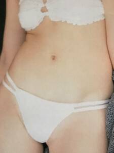 ^_^杏さゆりさん当時物雑誌グラビア写真集等切り抜き9ページ“超ハイレグビキニセクシーグラビア”D-593【同梱発送】