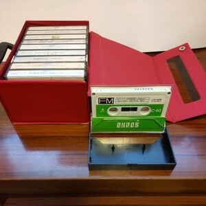 録音済みカセットテープ(C-60)10本セット/キャリングケース付き