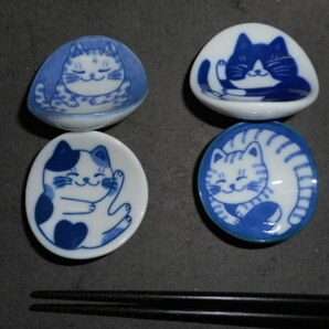 藍染ねこちぐら丸型箸置き ４柄セット 日本製 美濃焼 新品未使用 陶磁器製の画像2