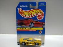 ホットウィール　　ベーシック　　　　　ジャガー XJ 220　Hot Wheels_画像1