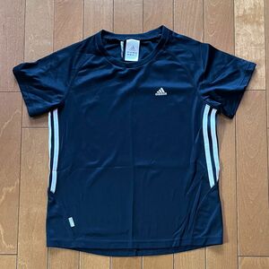 adidas ランニングTシャツ　トレーニングウェア