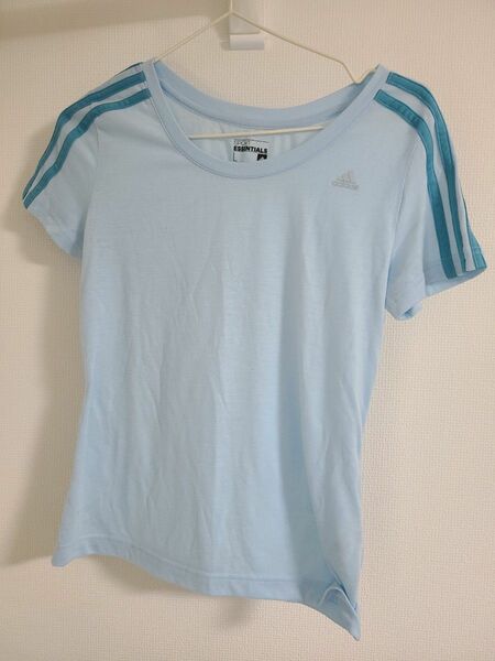 adidas 半袖Tシャツ