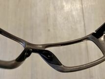 OAKLEY JURY Distressed silver アルミニウム合金フレーム 中古美品新品社外偏光レンズ ノーズシリコンシール新品 廃盤モデル_画像5