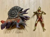 ガタノゾーア ソフビ 廃盤17センチモデル ウルトラマンティガ付き_画像1