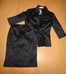 COUP DE CHANCE Coup de Chance / stretch 5 part length of a sleeve suit / jacket 38, skirt 36