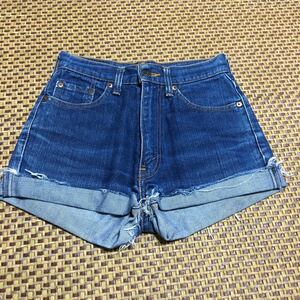 リーバイス Levi's ショートパンツ ジーパン レディース デニム