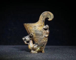 『清・古法琉璃彫・獣紋・杯子』極細工・古賞物・中国古玩・中国古美術