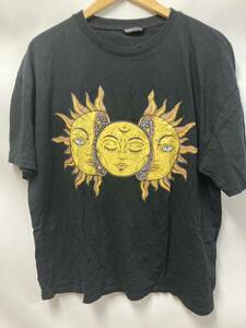 SHEIN太陽デザイン半袖Tシャツ M