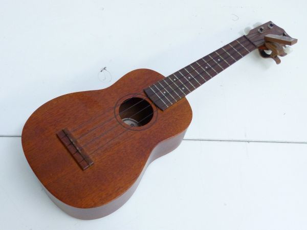 ヤフオク! -「yuk」(ウクレレ) (ギター)の落札相場・落札価格