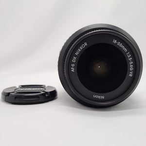 【美品良品】ニコン　AF-S DX NIKKOR 18-55mm F3.5-5.6 G VR　NIKON　#3019