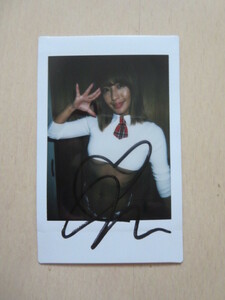  Hashimoto pear . with autograph Cheki 80