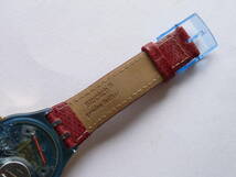 珍品金属ケース 未使用電池交換済 スウォッチ レギュラーモデル Swatch 1993年 学士 Bachelor GX410 3時方向にデイト表示有り_画像9