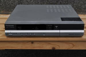 共13　パナソニック　CSデジタルチューナー　DIGITAL TUNER　BS-110度　TU-MHD500　280x280x60ミリ　