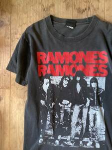 90年代ビンテージ★RAMONES ラモーンズ フォトプリントTシャツ★バンドTシャツ ロックTシャツ 音物 PUNK CLASH SEX PISTOLS ヴィンテージ