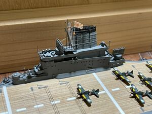 日本海軍　航空母艦　大鳳　1/700 完成品