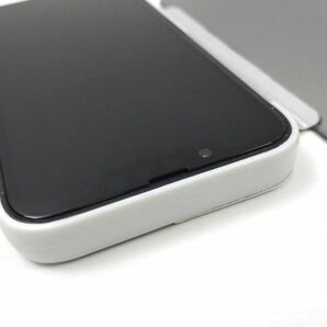 iPhone 13 mini用 鏡面 手帳型ミラーフリップケース カバー 半透明 シルバーの画像6