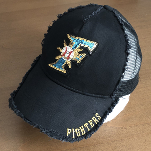 日本ハム ファイターズ CAP スパンコール 調 ダメージ 加工 KOTAKE 風 デザイン キャップ 刺繍 Fighters メッシュ 黒 プロ 野球 好きに も