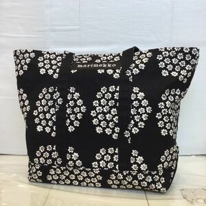 【marimekko マリメッコ】PERUSKASSI PUKETTI トートバッグ 総柄 花柄 ブラック キャンバス 2308oki