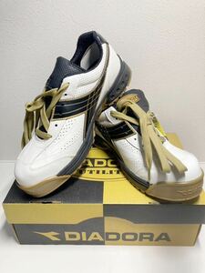 ディアドラ ＤＩＡＤＯＲＡ 安全作業靴 ピーコック 白／黒 ２６．０ｃｍ