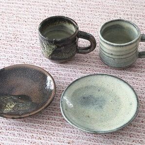 阿仁焼 コーヒー碗・皿 黒・白セット