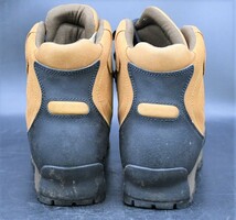 NY8-131【現状品】vibram AKU GORE-TEX トレッキングシューズ 　24.5㎝～25.5㎝　登山靴　アウトドア　登山　中古品　長期保管品_画像4