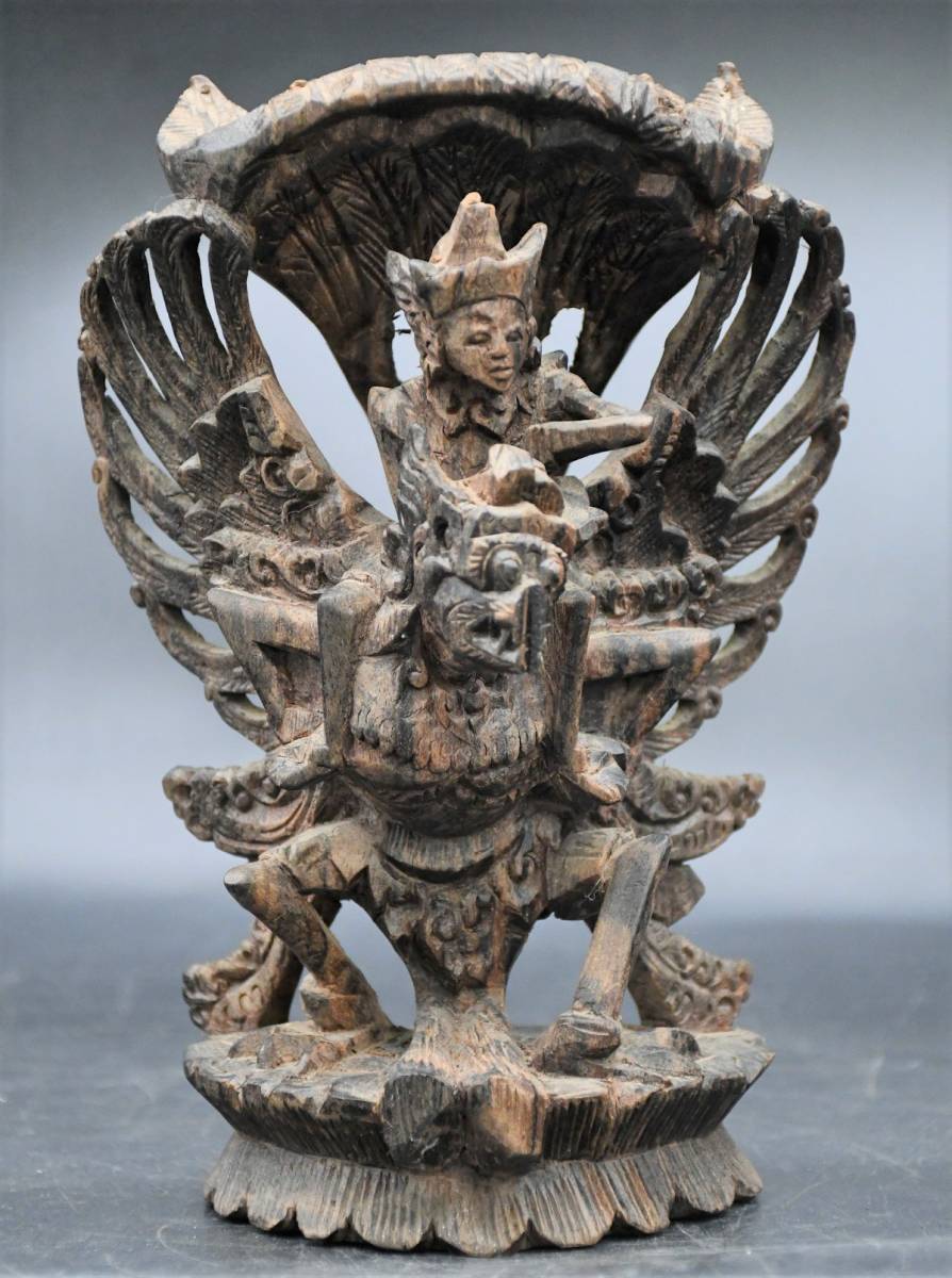 11世紀 チャンデラ様式 ヴィシュヌ神の生まれ変わりのレリーフ 仏像
