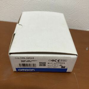 【未使用品】OMRON/オムロン 　D4NL-2AFA-B 小形電磁ロック セーフティドアスイッチ　①