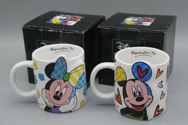 ☆Disney by Britto　ミッキー＆ミニー　マグカップ　ペア☆