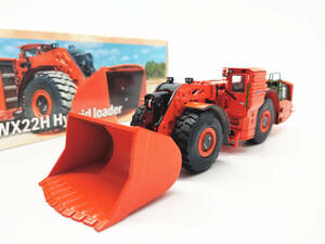 1/50 コマツ WX22H Hybrid loader 建機