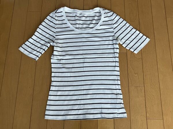 ◇ UNIQLO（ユニクロ）リブボーダーＵネックT　M　ホワイトボーダー ◇