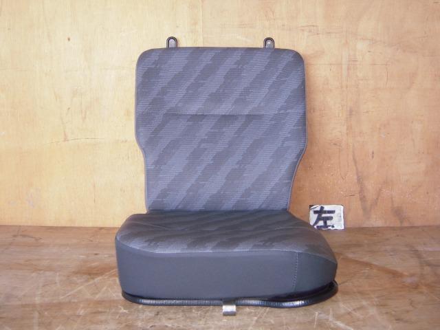 キャリィ EBD-DA65T 左フロントシート 純正品番85680-83J00-JU8 管理番号Z4111
