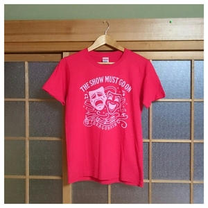 2 美品 DRAGON ASH　ドラゴンアッシュ　2014　THE SHOW MUST GO ON　ライブツアーTシャツ　ロックT　バンドT　Sサイズ 赤