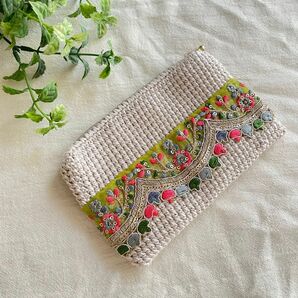 【SALE】crochet×インド刺繍リボン　ハンドメイドポーチ