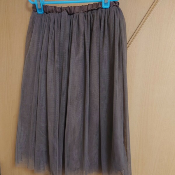 美品　 レディース　チュールスカート　サイズＭ　ブラウン系　ギャザースカート