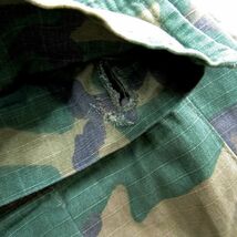 米軍実物 サイズ M 程度 USMC コンバット シャツ ジャケット シービー ステンシル ウッドランド カモ 古着 ビンテージ ミリタリー3AU1505_画像4