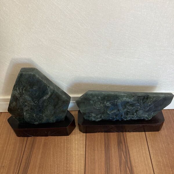 No.100 売り尽くし!ラブラドライトの龍と鳳凰!